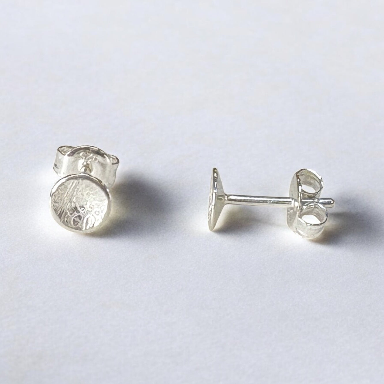 Silver Textured Circle Stud Earrings - 5mm